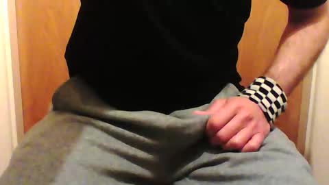 trackielad online show from November 13, 7:40 am