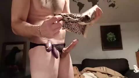 Snapshot of trackisback chatting on December 14, 3:12 am trackisback online show from December 14, 3:12 am