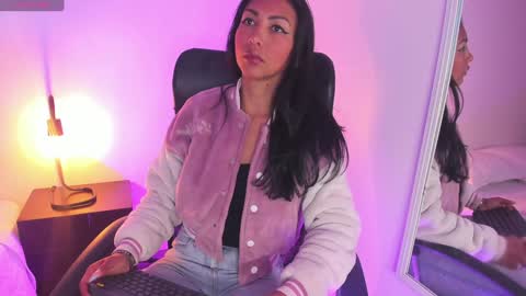 tracy online show from January 7, 8:45 am