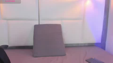 Snapshot of tracy_wright chatting on June 13, 7:23 pm Tracy Wright online show from June 13, 7:23 pm