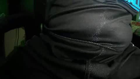 Snapshot of trafalgar9292 chatting on October 31, 3:57 pm trafalgar online show from October 31, 3:57 pm