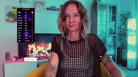 Hey my name is Kiri Kiri online show from June 1, 3:25 pm