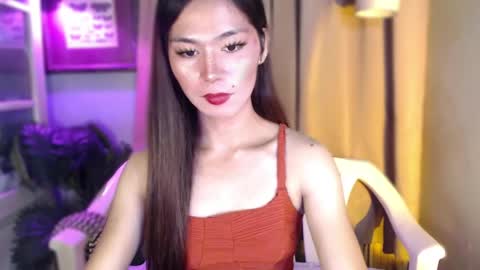 Emerald online show from April 14, 1:06 pm