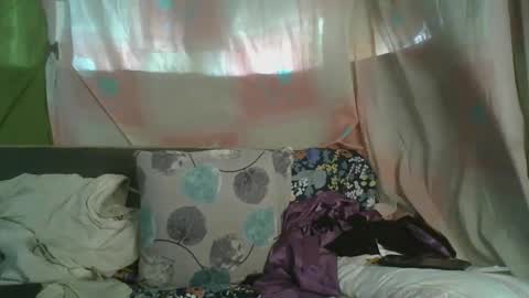 Snapshot of transhottie28 chatting on January 31, 2:26 am transhottie28 online show from January 31, 2:26 am
