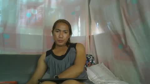 Snapshot of transhottie28 chatting on February 5, 3:55 am transhottie28 online show from February 5, 3:55 am