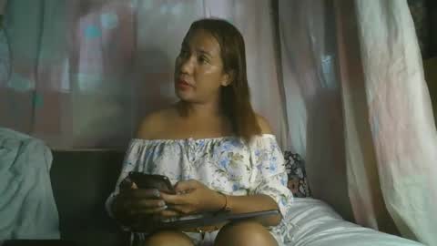 Snapshot of transhottie28 chatting on February 12, 9:10 am transhottie28 online show from February 12, 9:10 am