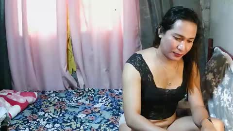 transhottie28 online show from November 5, 2:00 am