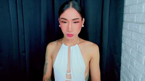Chloe online show from June 29, 3:23 pm