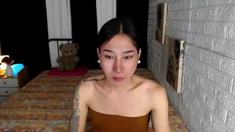 Chloe online show from July 19, 8:01 pm