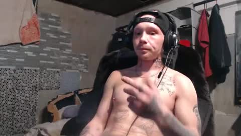 Snapshot of trapb606 chatting on March 2, 5:52 am trapb606 online show from March 2, 5:52 am