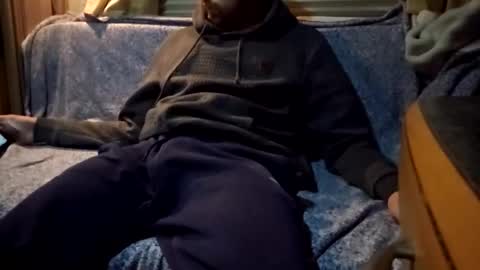 travelbait online show from October 23, 8:29 pm