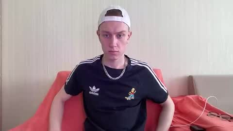 Snapshot of travis_gracile chatting on April 3, 6:11 am Travis online show from April 3, 6:11 am