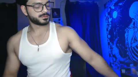 Snapshot of travisandnina chatting on February 17, 2:24 pm travisandnina online show from February 17, 2:24 pm