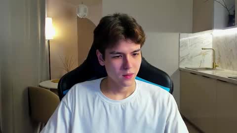 travisrivas online show from September 10, 6:30 pm