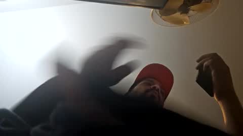 Snapshot of traxxxman1 chatting on October 17, 11:51 pm traxxxman1 online show from October 17, 11:51 pm