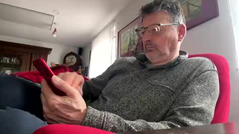 trebgeis1 online show from February 27, 11:20 am