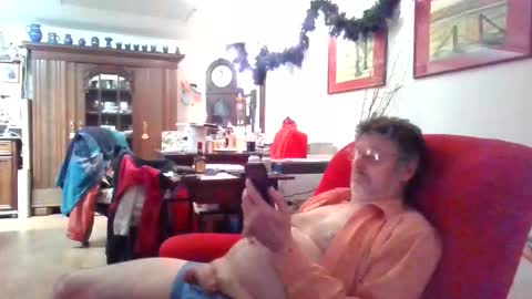 trebgeis1 online show from January 16, 5:28 pm