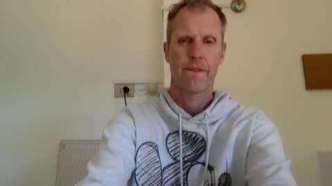 trebo00788 online show from May 3, 8:09 am