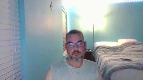 Snapshot of trebor_sins chatting on January 4, 12:37 am trebor_sins online show from January 4, 12:37 am