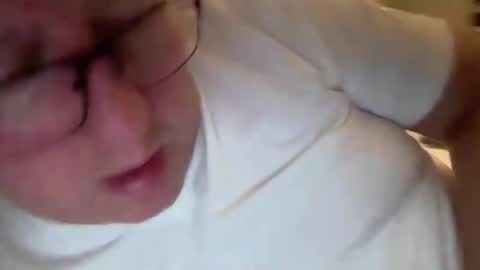 Snapshot of treborinthesky chatting on May 7, 5:46 am treborinthesky online show from May 7, 5:46 am
