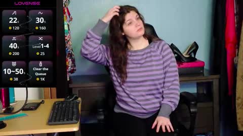 TreeJeanne online show from December 22, 3:53 pm