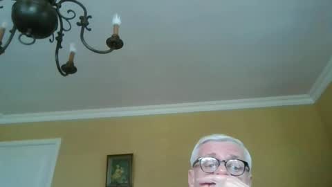 Snapshot of trekbeestje1 chatting on February 2, 2:16 pm trekbeestje online show from February 2, 2:16 pm