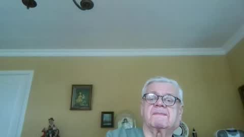 Snapshot of trekbeestje1 chatting on February 17, 9:39 am trekbeestje online show from February 17, 9:39 am