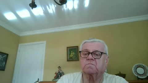 Snapshot of trekbeestje1 chatting on February 25, 10:47 am trekbeestje online show from February 25, 10:47 am