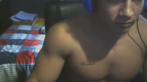 Trembo man online show from April 17, 5:05 pm