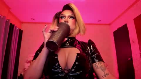 Jade online show from January 28, 8:15 pm