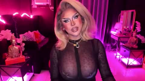 Jade online show from November 25, 9:31 am