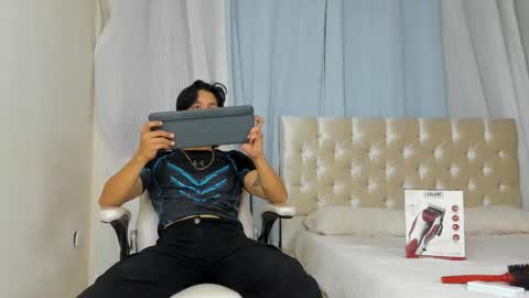 Snapshot of trevor_belmon chatting on September 25, 4:05 am Trevor Belmon online show from September 25, 4:05 am