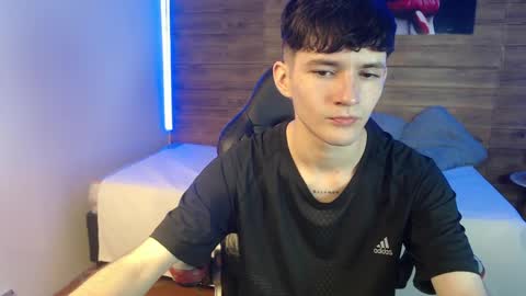 trevor_mob online show from April 7, 5:02 pm