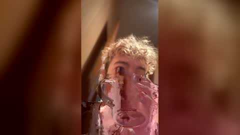 TrevorBenson online show from December 17, 6:14 pm