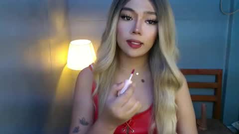 trexie_fucks15 online show from December 19, 10:28 pm