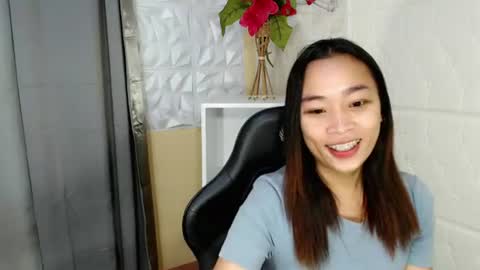 tricia_slut online show from July 6, 11:40 am