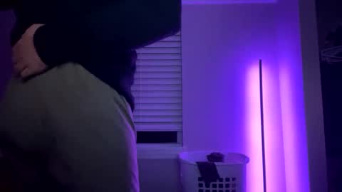 Snapshot of tricklydickly2 chatting on December 3, 5:09 am tricklydickly2 online show from December 3, 5:09 am