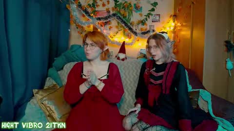 trickykitsune online show from December 22, 1:41 pm