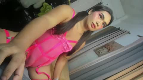 Tricxie online show from February 24, 12:20 am