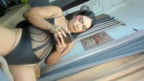 Tricxie online show from March 9, 9:03 pm