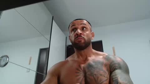 tridentmuscles online show from November 30, 9:41 pm