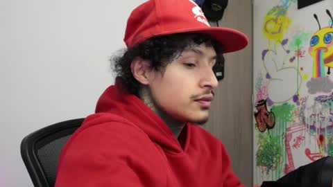 - trieone online show from March 11, 3:18 pm