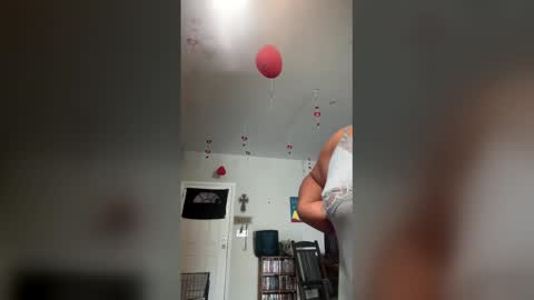 trinasnowlove online show from March 30, 4:52 pm