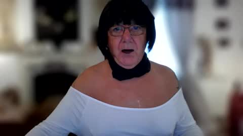 trinity1011 online show from September 27, 7:24 am