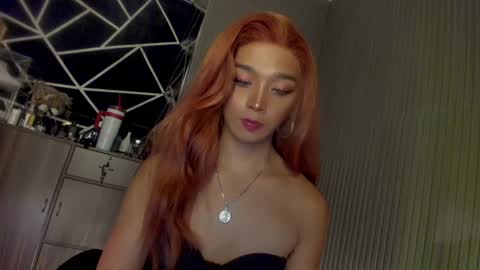 Snapshot of trinityfucksyou chatting on January 6, 4:02 pm Ms Ella online show from January 6, 4:02 pm