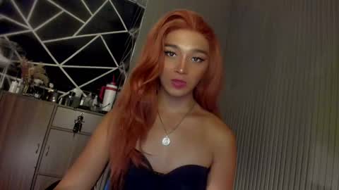 Snapshot of trinityfucksyou chatting on January 8, 4:44 pm Ms Ella online show from January 8, 4:44 pm