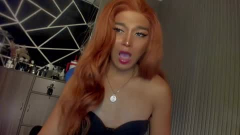 Snapshot of trinityfucksyou chatting on January 10, 3:27 pm Ms Ella online show from January 10, 3:27 pm