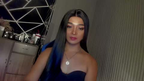 Snapshot of trinityfucksyou chatting on February 23, 3:18 pm Ms Ella online show from February 23, 3:18 pm