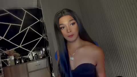 Snapshot of trinityfucksyou chatting on March 5, 2:56 pm Ms Ella online show from March 5, 2:56 pm