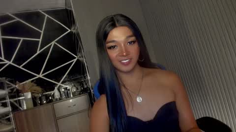 Snapshot of trinityfucksyou chatting on March 12, 2:12 pm Ms Ella online show from March 12, 2:12 pm